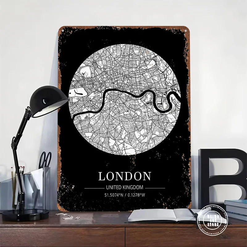 London City Map Tin Plaque Pos - Retro Gaming London 评论和价格