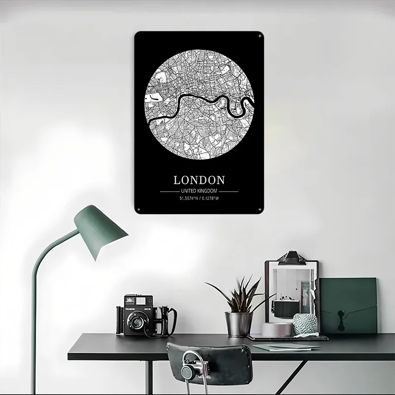 London City Map Tin Plaque Pos - Retro Gaming London 评论和价格