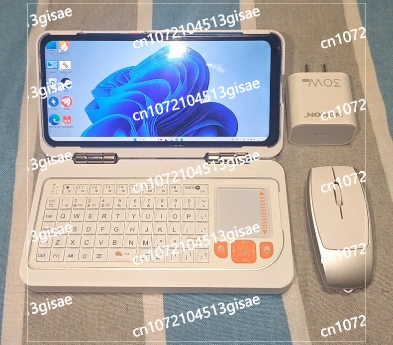 6 Inch Dual Boot Handheld PC | - Retro Gaming Keyboard 评论和价格